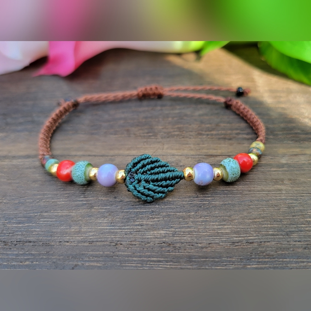 Handmade Beaded Macrame Leaf Bracelets